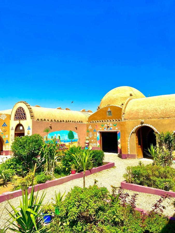 Kabara Nubian House Hotel อาบู ซิมเบล ภายนอก รูปภาพ